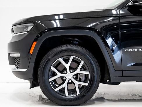 Used 2024 Jeep Grand Cherokee L Limited w/ Luxury Tech Group II AWD/4WD image 33