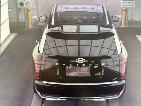 Used 2026 Hyundai Palisade Calligraphy image 15