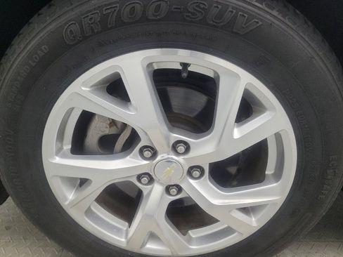 Used 2018 Chevrolet Equinox LT FWD image 31