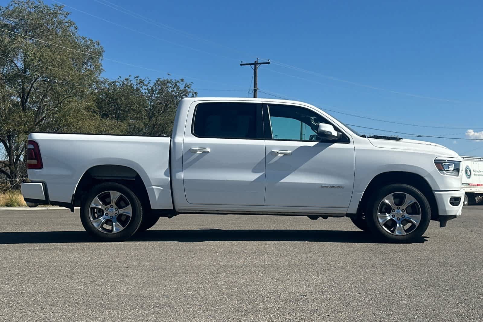 Used 2023 RAM 1500 Laramie AWD/4WD image 8