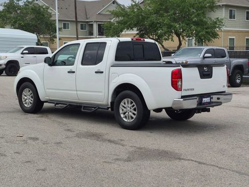 Used 2019 Nissan Frontier SV RWD image 7