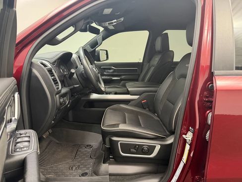 Used 2023 RAM 1500 Laramie AWD/4WD image 5