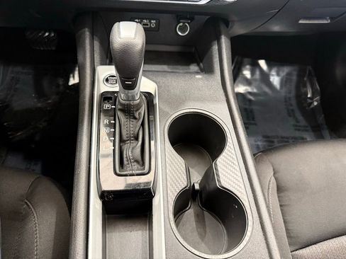 Used 2025 Nissan Altima 2.5 SV image 37