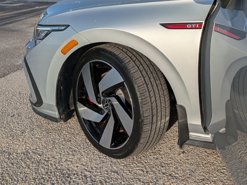 Used 2022 Volkswagen GTI S FWD image 30