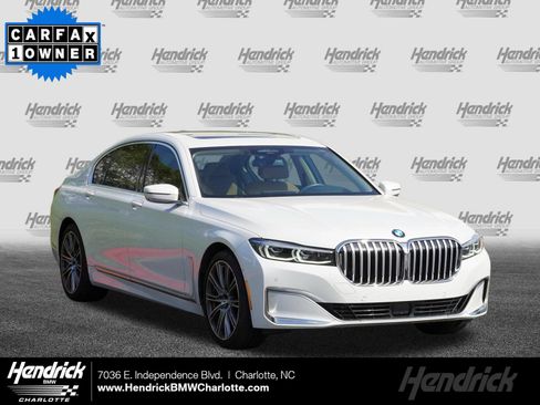 Used 2021 BMW 740i w/ Premium Package RWD image 1