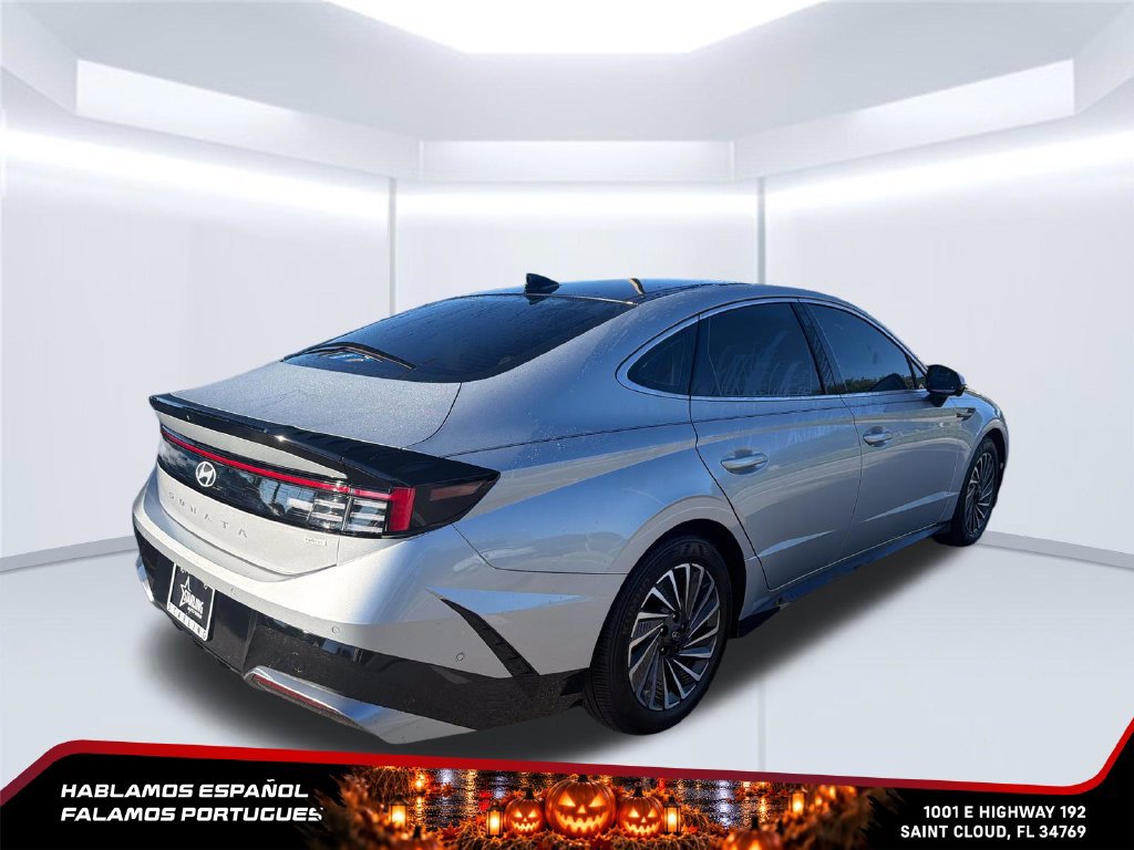 Used 2025 Hyundai Sonata Limited FWD image 5