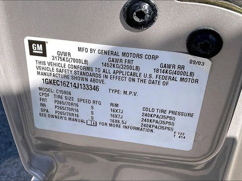 Used 2004 GMC Yukon XL SLT w/ Preferred Equipment Group image 15