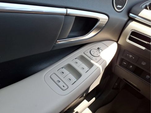 Used 2023 Hyundai Sonata SEL w/ Cargo Package FWD image 23