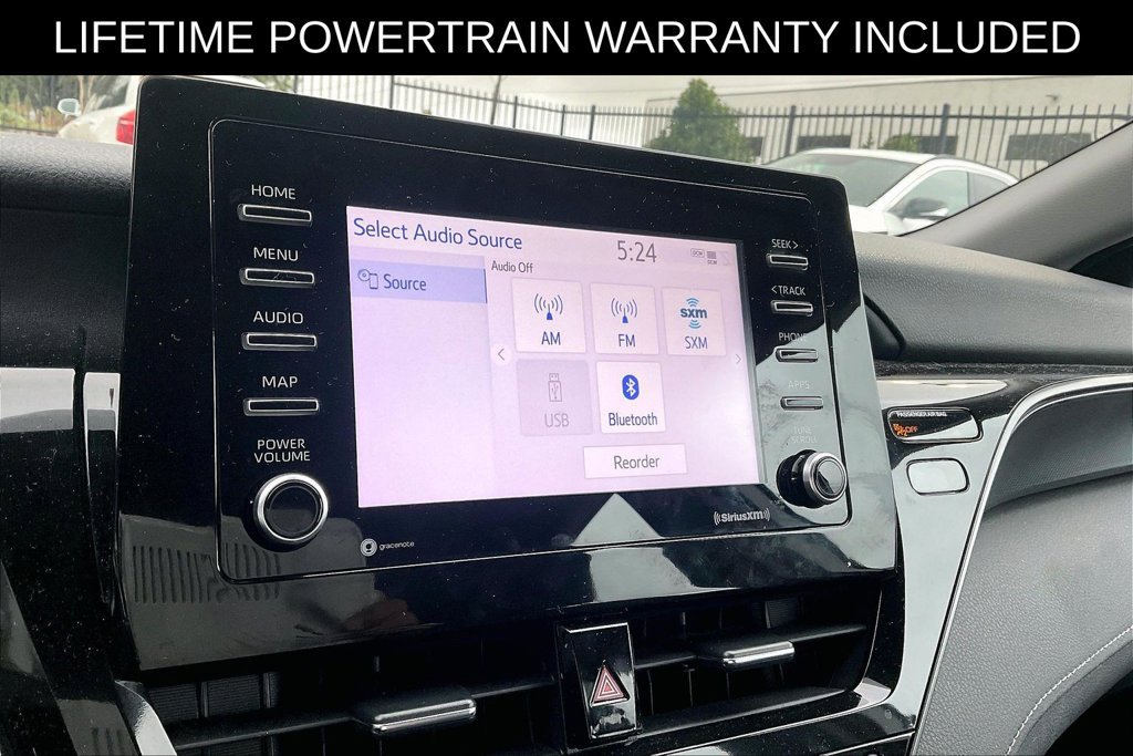 Used 2022 Toyota Camry SE w/ Cold Weather Package AWD/4WD image 20