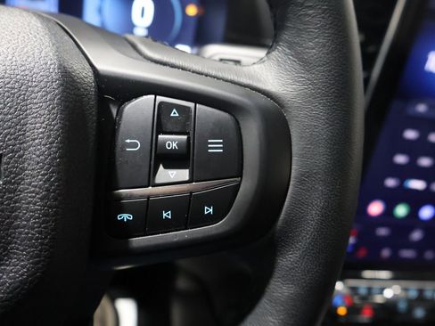 Used 2024 Ford Ranger Lariat w/ Advanced Towing Package image 37