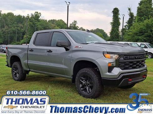 New 2026 Chevrolet Silverado 1500 Custom Trail Boss AWD/4WD image 1