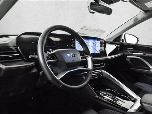 New 2025 Audi Q5 Premium Plus image 10
