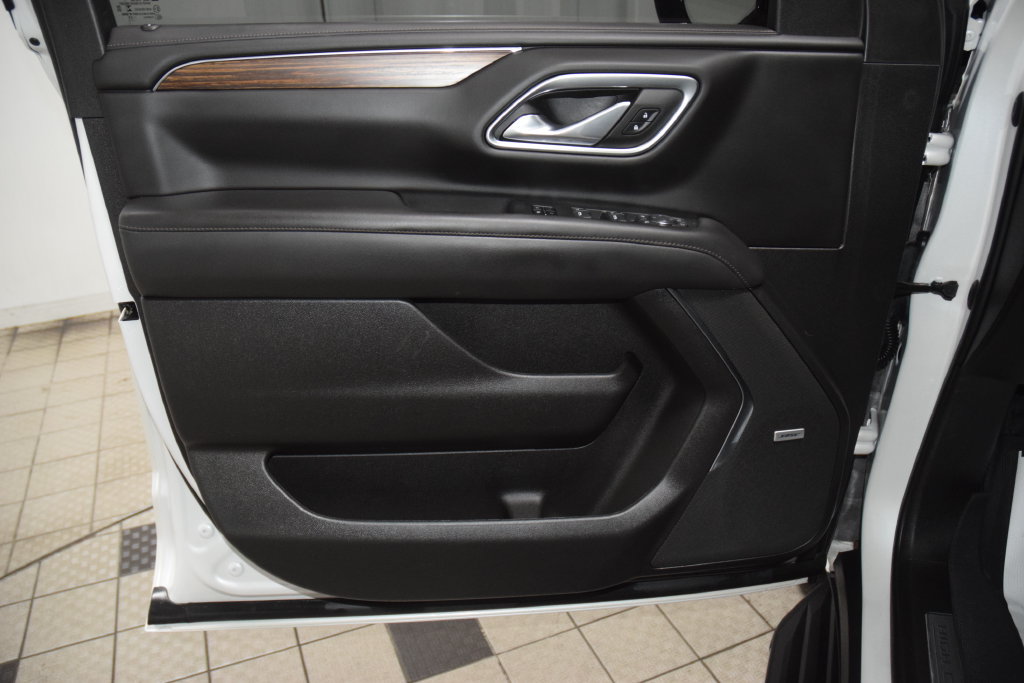 Used 2022 Chevrolet Tahoe High Country AWD/4WD image 48