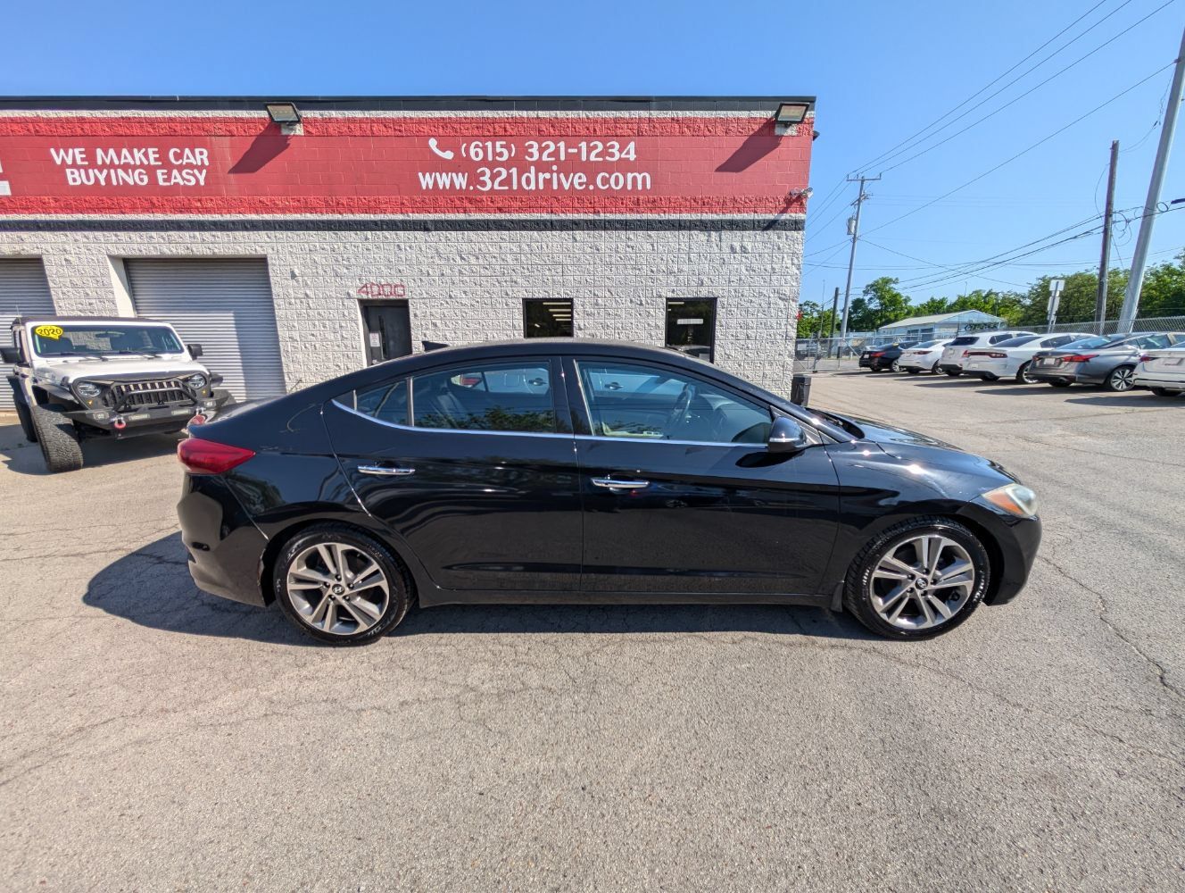 Used 2017 Hyundai Elantra Limited FWD image 5