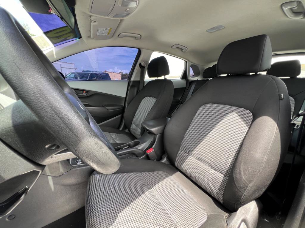 Used 2020 Hyundai Kona SE FWD image 16