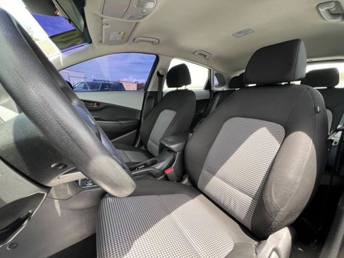 Used 2020 Hyundai Kona SE FWD image 16