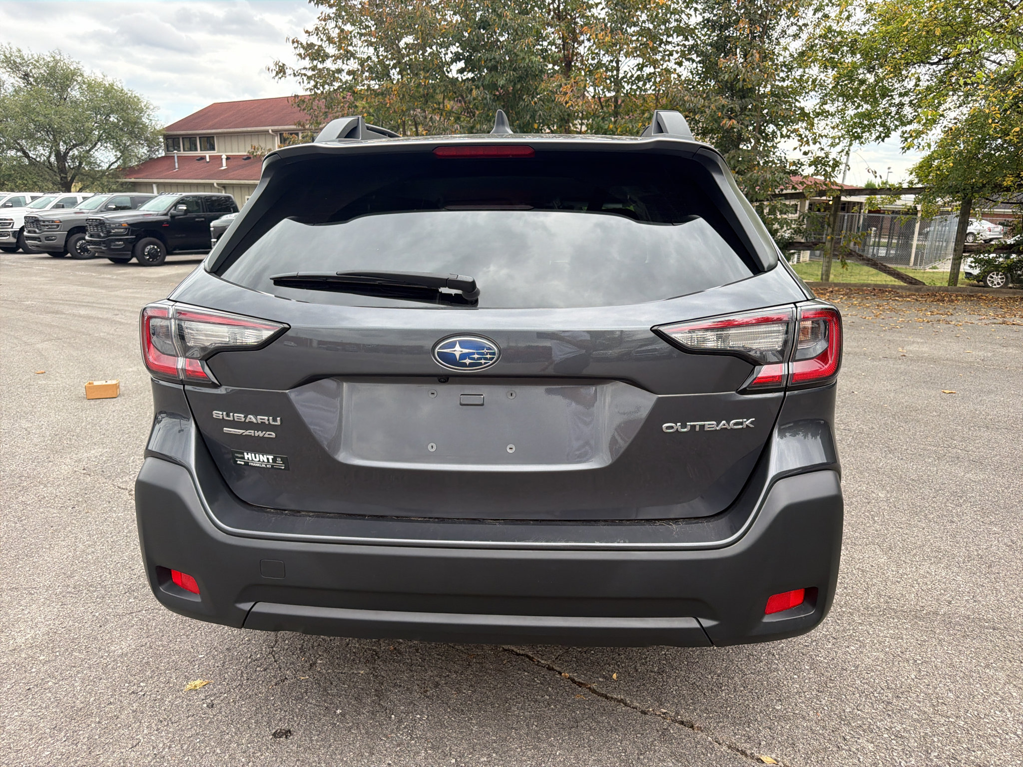 Used 2024 Subaru Outback Premium AWD/4WD image 6
