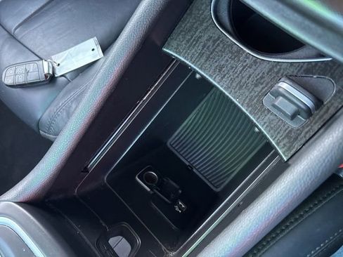 Used 2015 Chrysler 200 C w/ Navigation & Sound Group I image 12