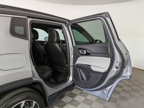 Used 2023 Jeep Compass Limited AWD/4WD image 31