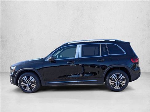 New 2026 Mercedes-Benz GLB 250 image 9