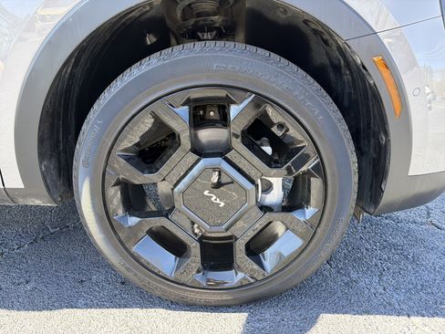 Used 2024 Kia Sorento SX Prestige w/ Sage Leather Package image 10