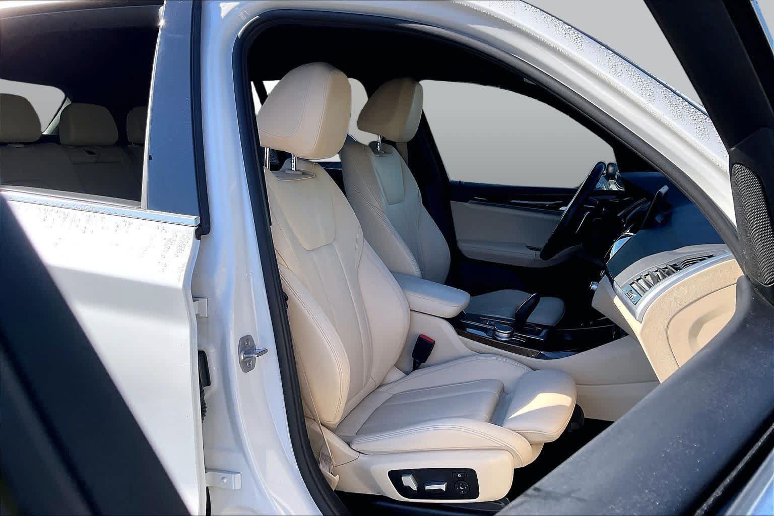 Used 2018 BMW X3 xDrive30i AWD/4WD image 8