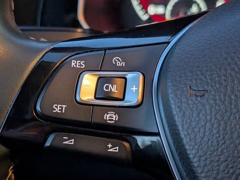 Used 2021 Volkswagen Jetta SE image 23