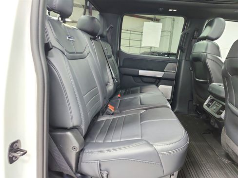 Used 2025 Ford F250 Platinum image 43