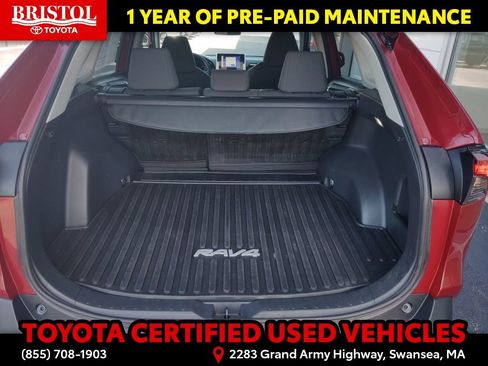 Used 2024 Toyota RAV4 LE AWD/4WD image 28