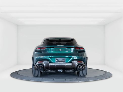 Used 2025 Ferrari Purosangue image 4