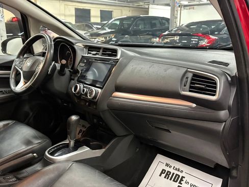 Used 2015 Honda Fit EX image 21