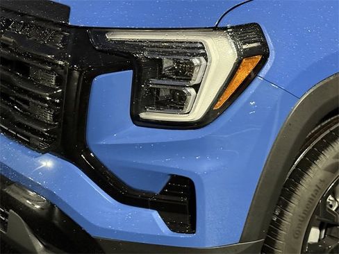 New 2026 GMC Terrain Elevation w/ Elevation Premium Package image 11