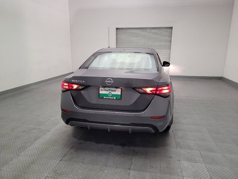 Used 2025 Nissan Sentra SV FWD image 7