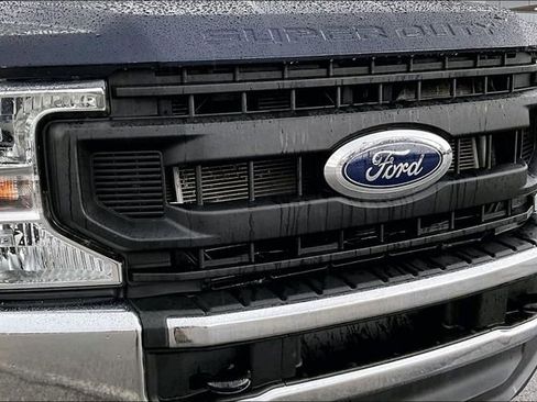 Used 2022 Ford F350 XL w/ Power Equipment Group image 27