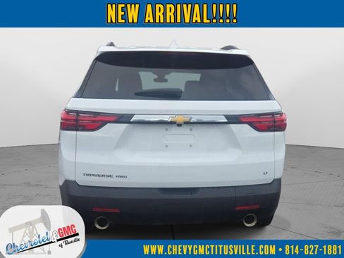 Used 2023 Chevrolet Traverse LT image 13