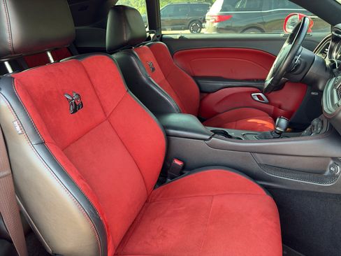 Used 2020 Dodge Challenger R/T Scat Pack RWD image 13