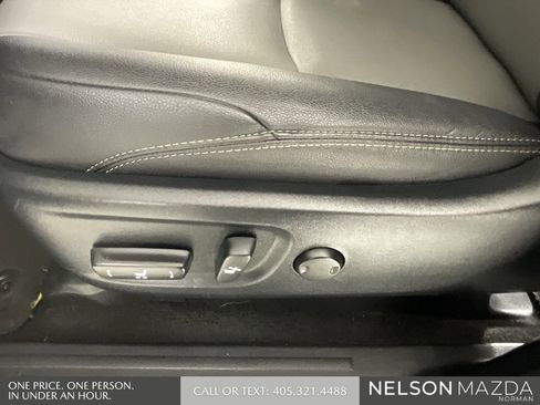 Used 2020 Toyota 4Runner SR5 Premium image 25