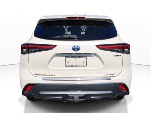 Used 2021 Toyota Highlander Limited image 8