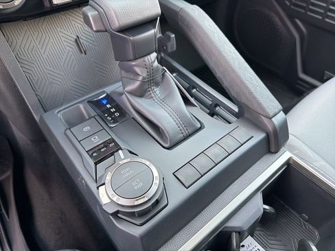 New 2026 Toyota Tacoma SR5 AWD/4WD image 11