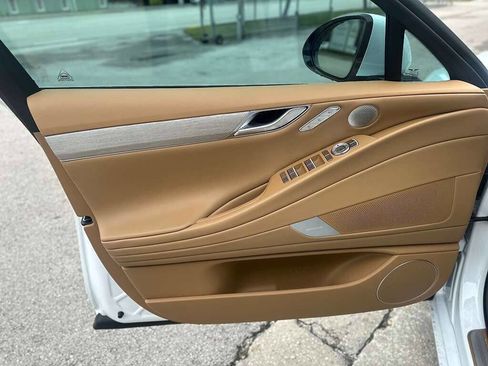 Used 2025 Genesis G80 2.5T Advanced image 8