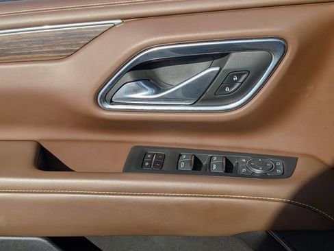 Used 2023 Chevrolet Tahoe High Country AWD/4WD image 24