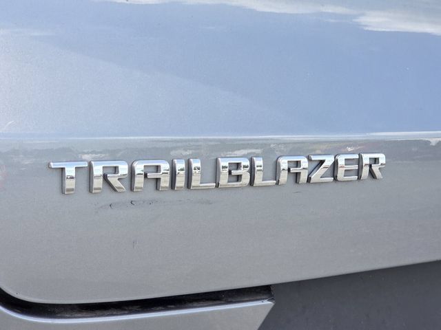 Certified 2023 Chevrolet TrailBlazer LT w/ Convenience Package FWD image 9