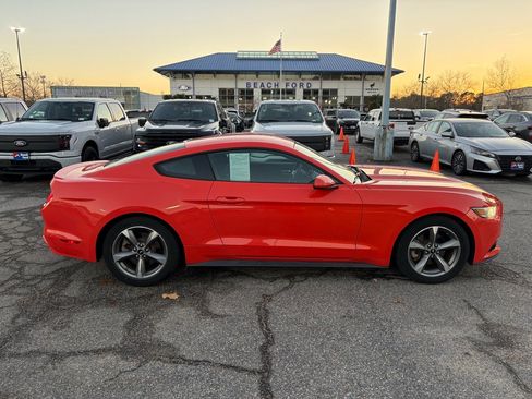 Used 2015 Ford Mustang Coupe w/ Equipment Group 051A image 4