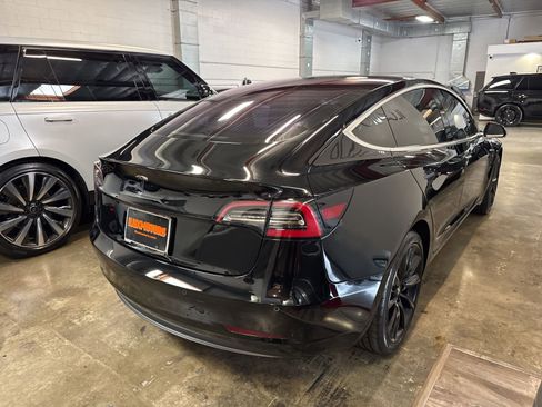 Used 2018 Tesla Model 3 Long Range RWD image 17