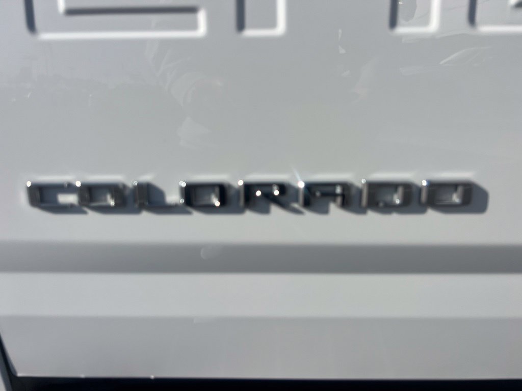 Used 2022 Chevrolet Colorado LT w/ Chrome Appearance Package RWD image 13