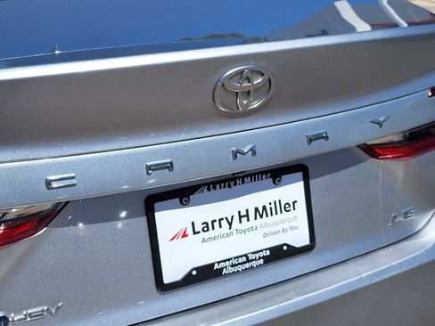 Used 2025 Toyota Camry LE FWD image 12