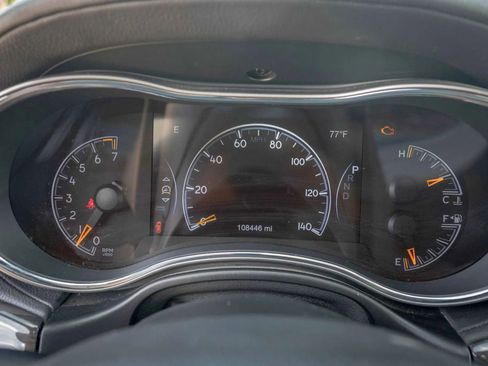 Used 2018 Jeep Grand Cherokee Overland image 45