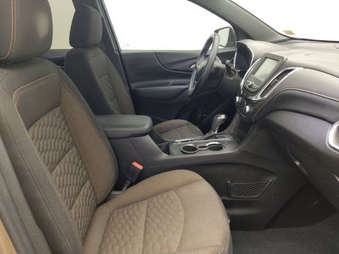 Used 2018 Chevrolet Equinox LT FWD image 21