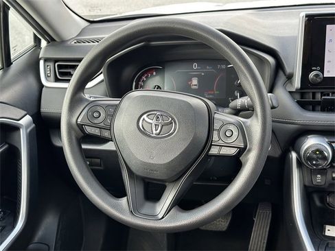 Used 2024 Toyota RAV4 XLE image 24