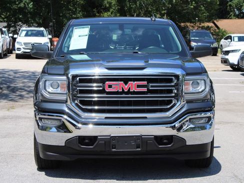 Used 2018 GMC Sierra 1500 SLE w/ SLE Value Package AWD/4WD image 2